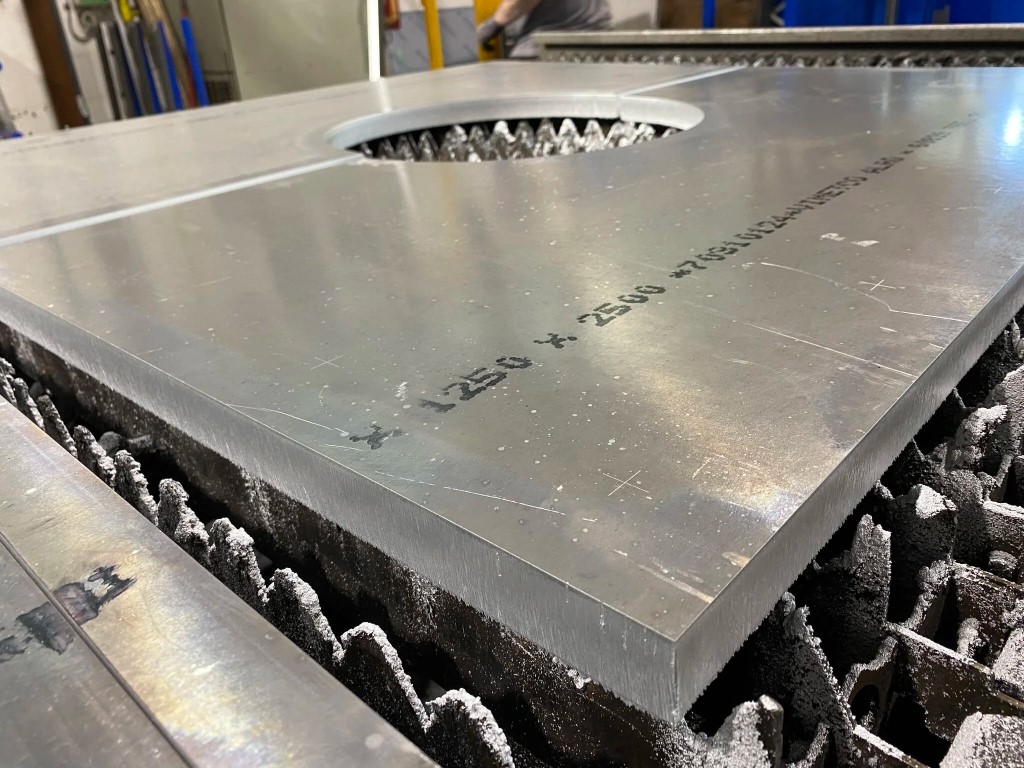 Cắt laser kim loại tấm — Nhanh & Chính xác (2025) | Báo giá chi tiết, mẫu báo giá & hướng dẫn đặt hàng - 2 Cắt laser kim loại tấm — Nhanh & Chính xác (2025) | Báo giá chi tiết, mẫu báo giá & hướng dẫn đặt hàng - 2